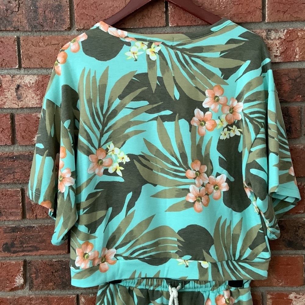 Oli Viv Aqua Green Tropical Floral Lounge Shorts Coordinating Set - Picture 7 of 10